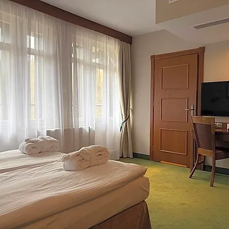 Hotel Bukowy Park Medical Polanica-Zdrój