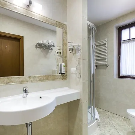 Bukowy Park Medical Hotel 4*